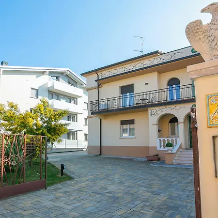 Apartament Belvilla By Oyo Del Sole *